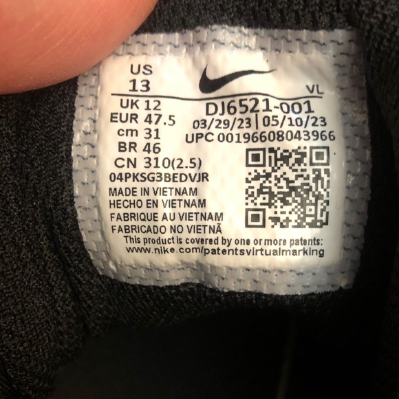 Nike Black and White Hurache elite 4 low baseball cleats - Picture 6 of 13